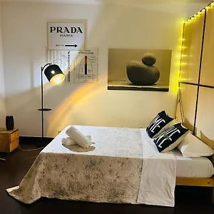 Prada Appartamento Milano